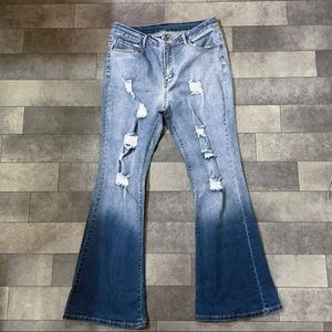 Brand New Shein Plus Size Distressed Flare Jeans Size 2X